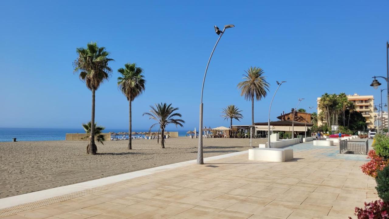 Free Parking, 40 Meters From The Beach, Wi-Fi, Ac エステポナ エクステリア 写真